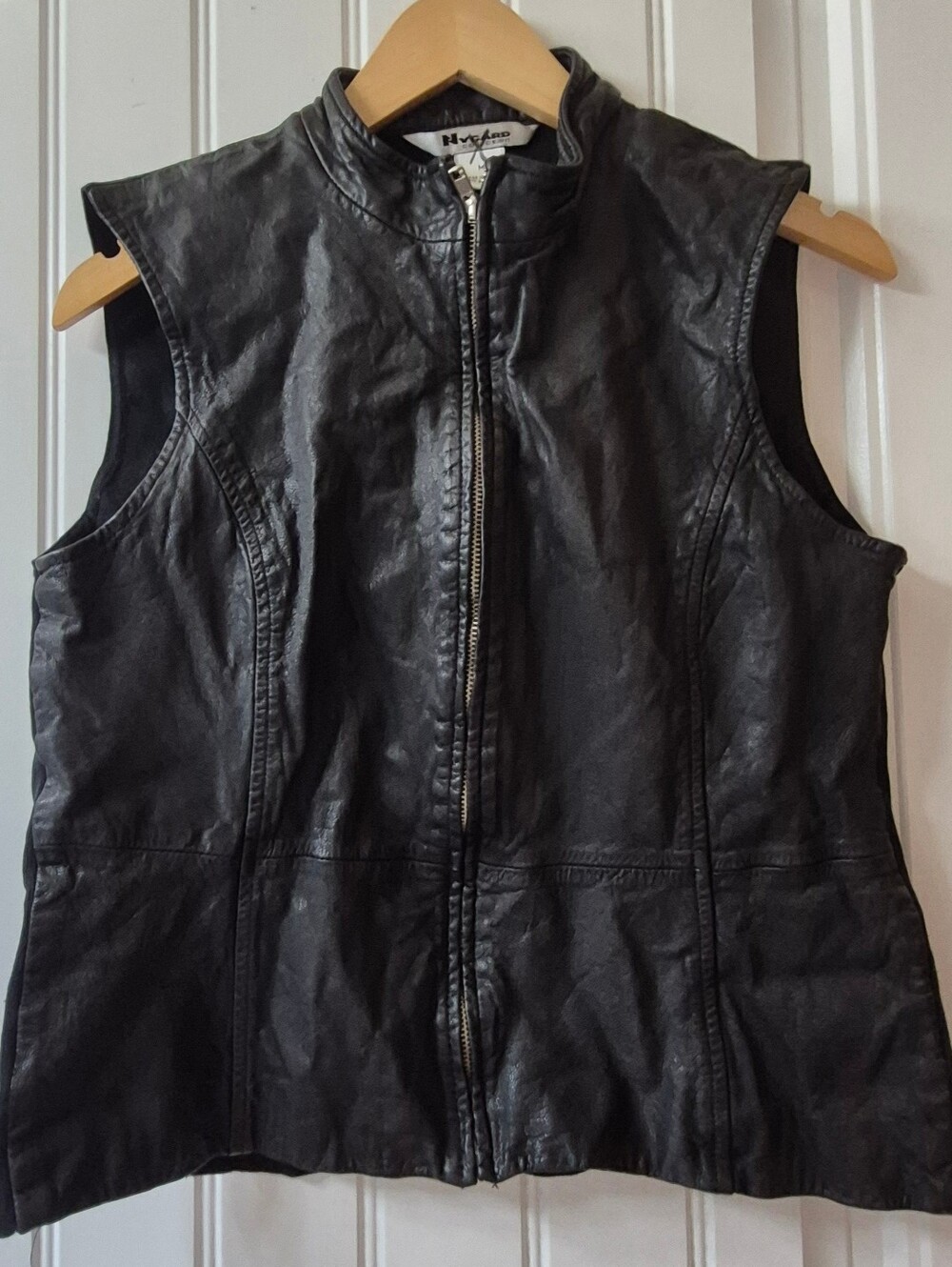 Womens Vintage Nygård Collection black genuine leather zip-front vest Size Med